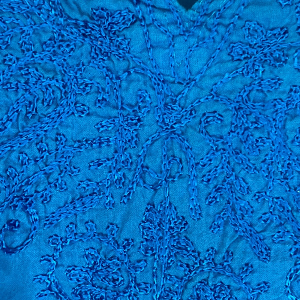 100% cotton Blue Embroidered toddler top - Picture 5 of 5